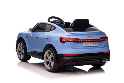 Auto Na Akumulator Audi E- Tron Niebieskie QLS-6688 LEAN CARS